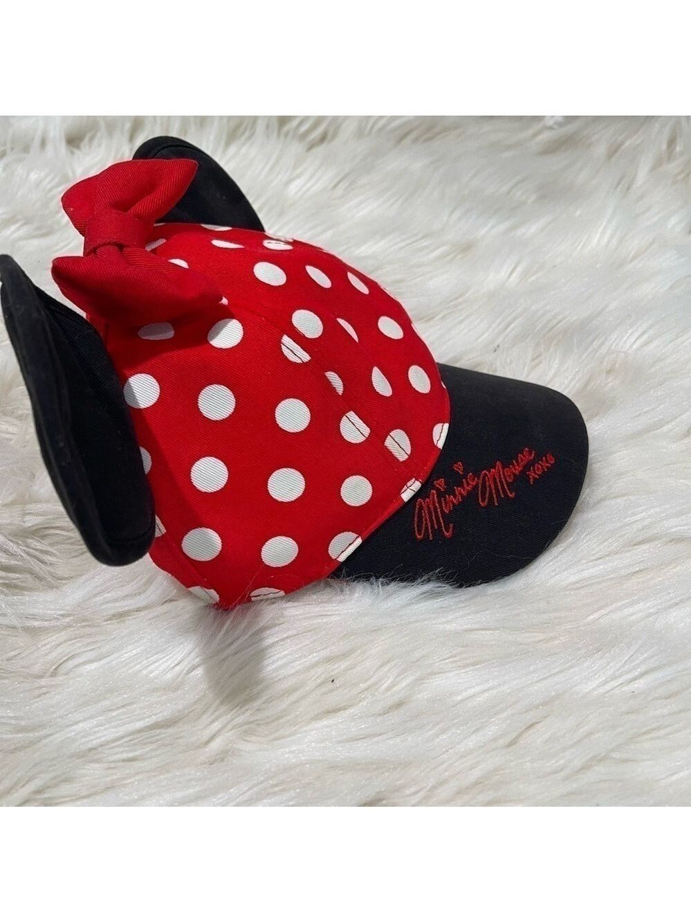 Disney Girls Minnie Mouse Red & Black Hat! - Picture 6 of 6